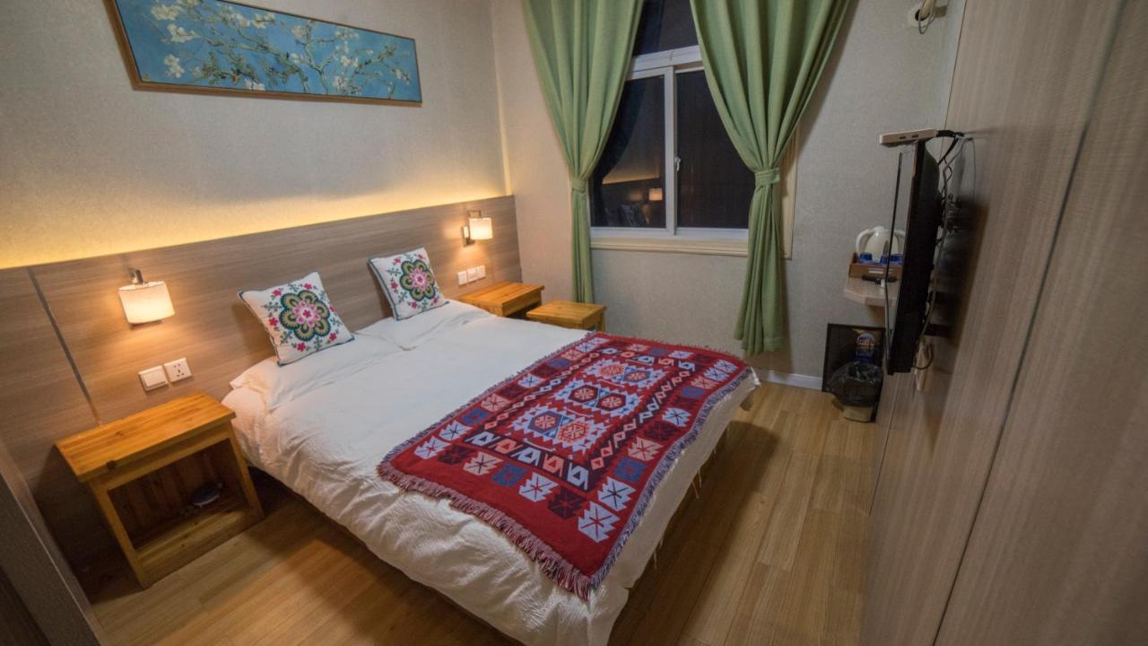 Huangshan Ancient Town Old Street Hostel Tunxi Exterior photo